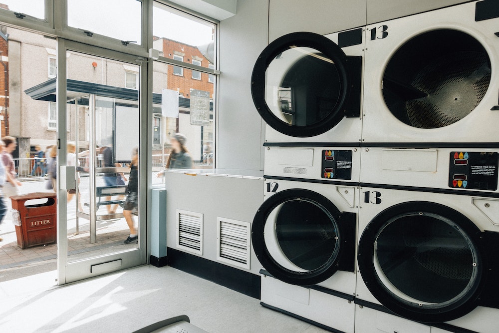 Les avantages des laveries automatiques en libre-service pour les propriétaires